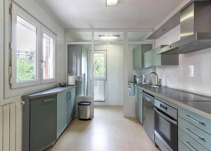 Bilbao Costa Ii With Parking By Aston Getxo